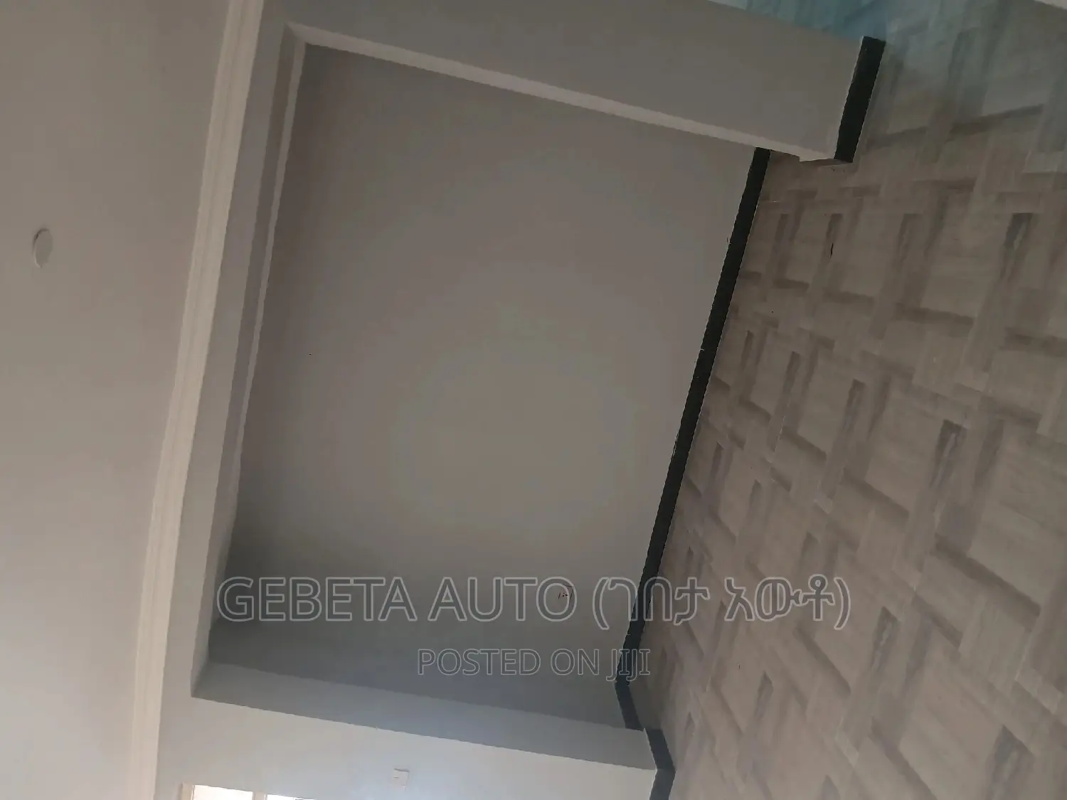 Furnished 3bdrm Condo in Project 12, Akaky Kaliti for sale