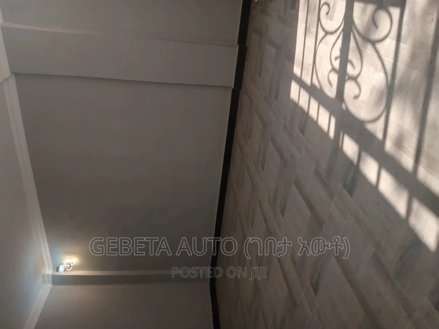 Furnished 3bdrm Condo in Project 12, Akaky Kaliti for sale