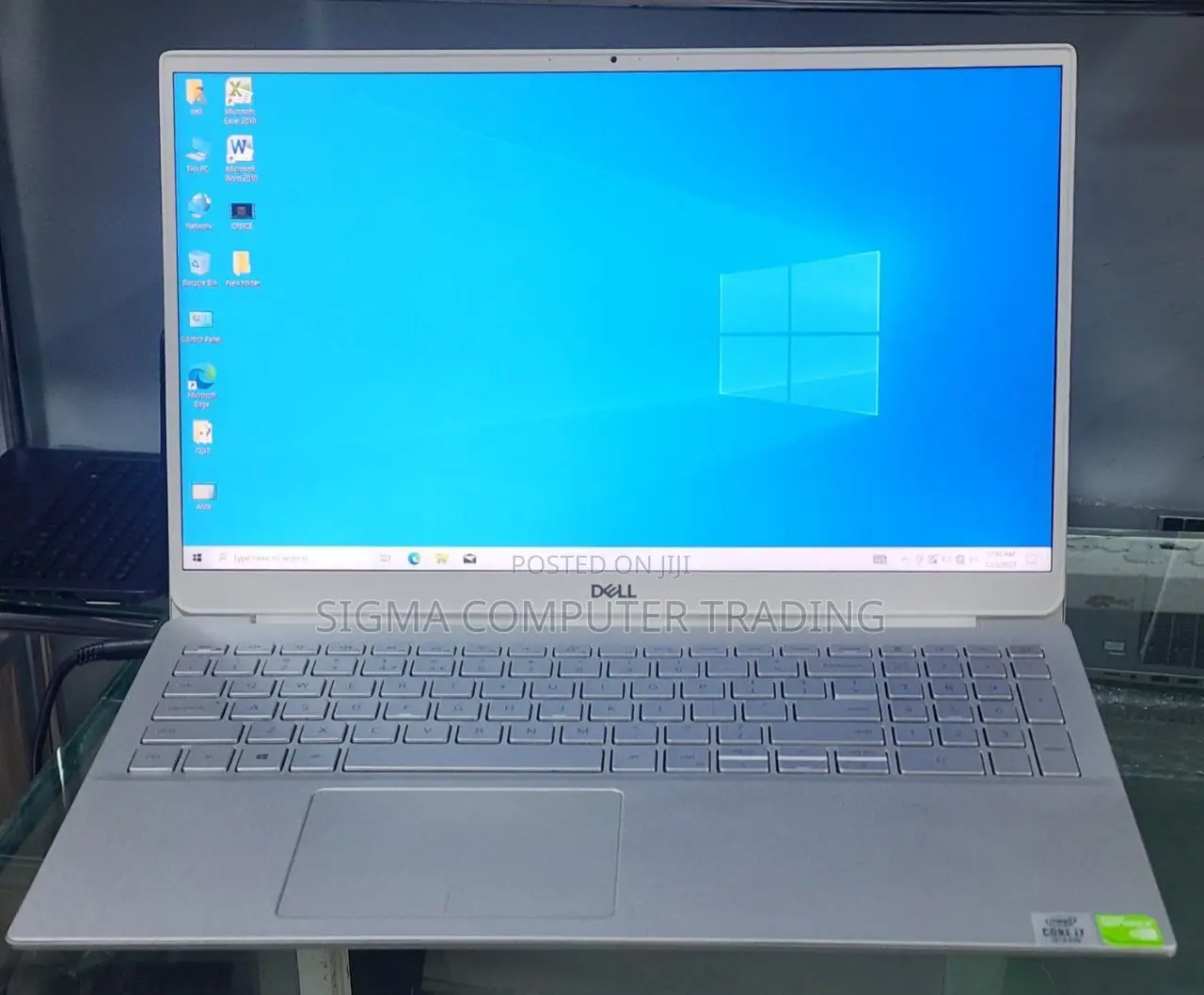 New Laptop Dell Inspiron 15 16GB Intel Core I7 SSD 1T