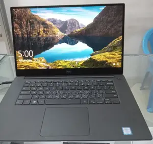 New Laptop Dell Precision 5530 16GB Intel Core I7 SSD 512GB