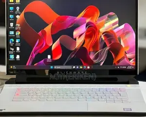 New Laptop Alienware Area-51m 16GB Intel Core I7 SSD 512GB