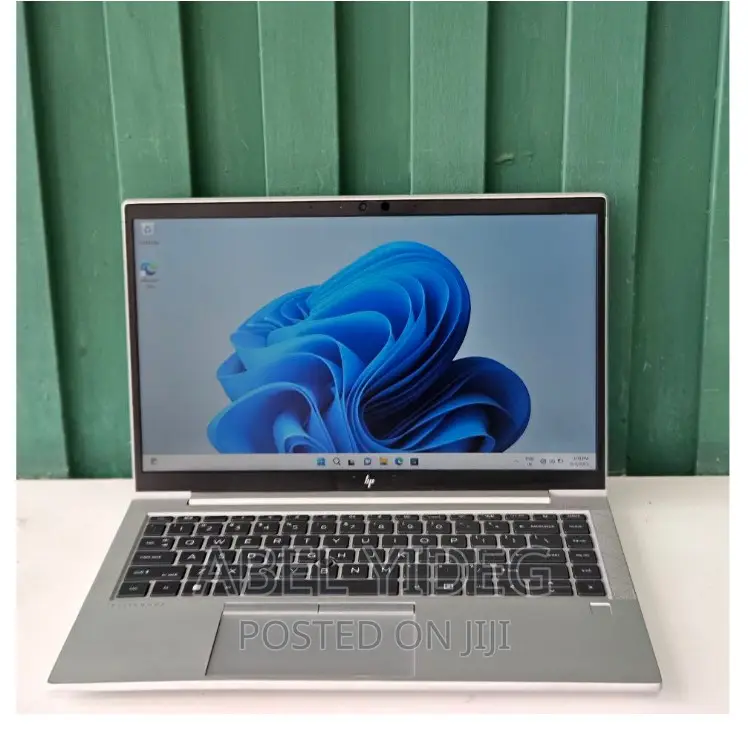 New Laptop HP EliteBook 840 G8 16GB Intel Core I5 SSD 512GB