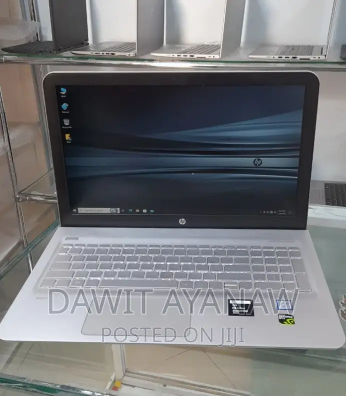 New Laptop HP 8GB Intel Core I7 SSD 512GB