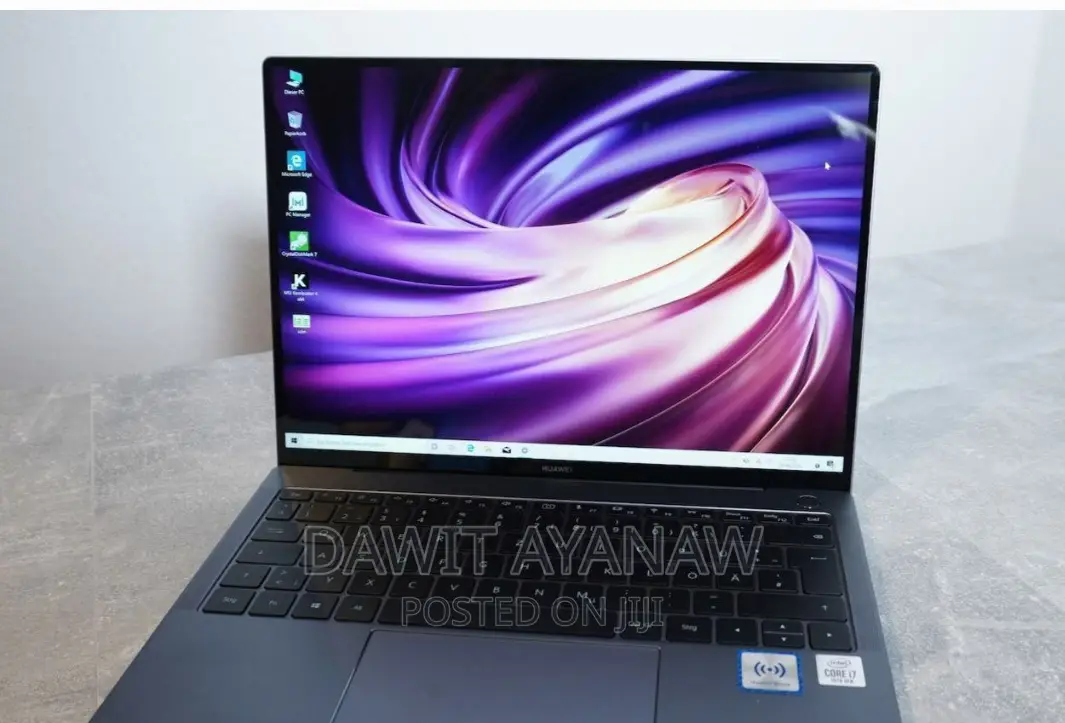 New Laptop Huawei MateBook 13 WRT-W19E 8GB Intel Core I5 SSD 512GB