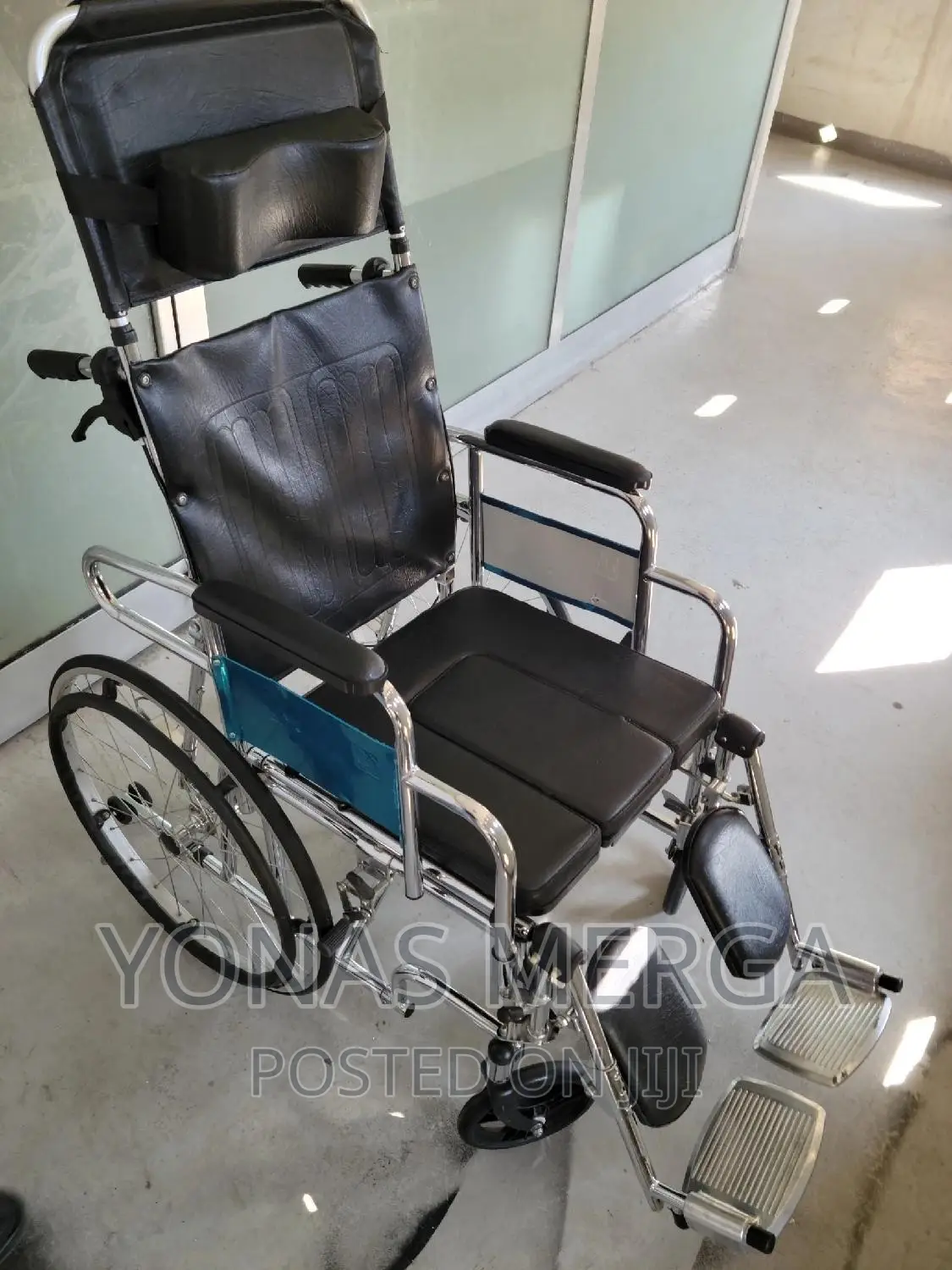 Multifunctional Wheelchair-Stainless_ሲቆሽ ይታጠባል/Wheelchair