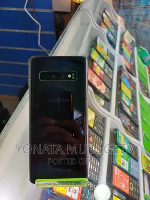 New Samsung Galaxy S10 128 GB Black