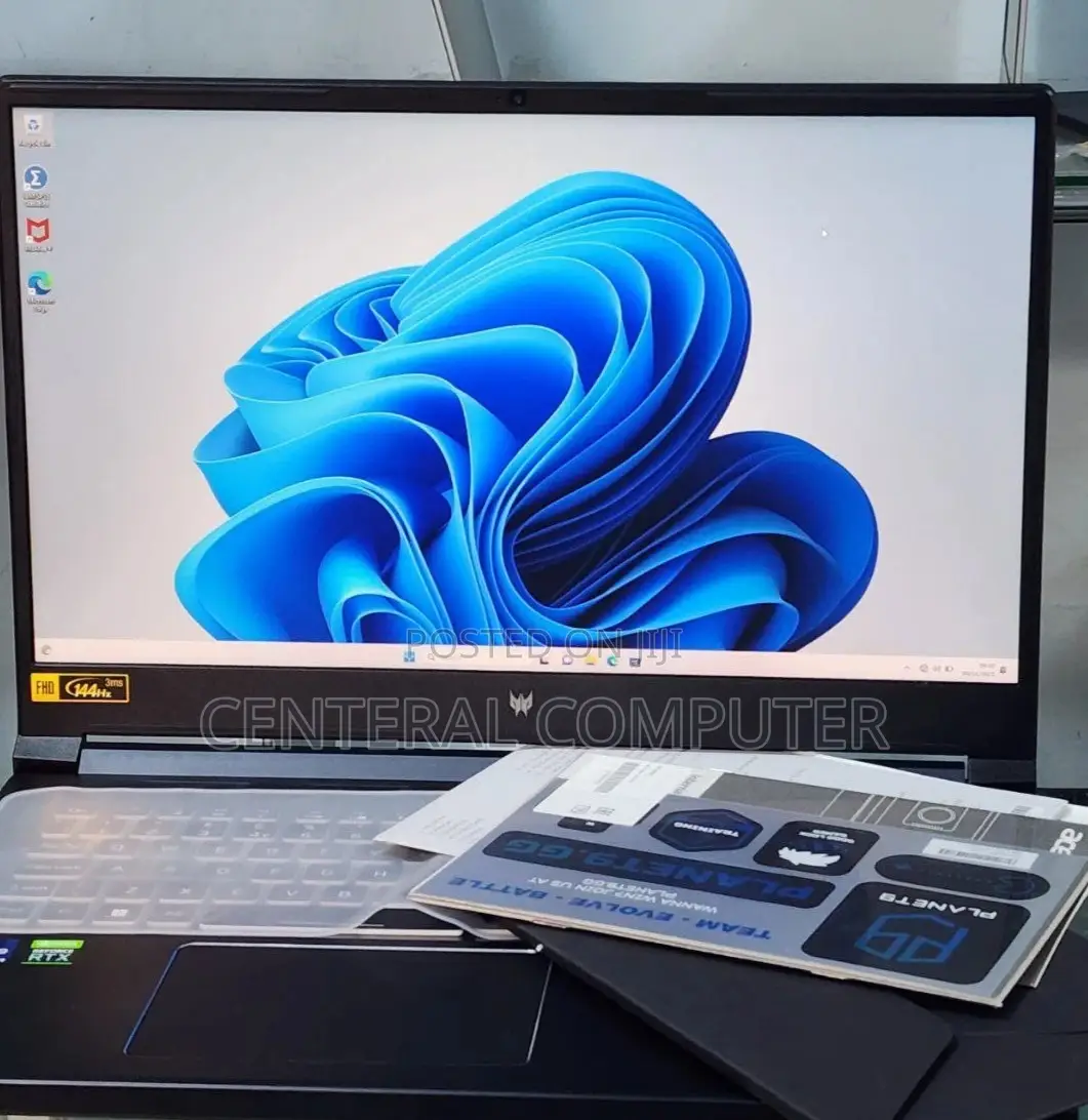 New Laptop Acer Predator Helios 300 16GB Intel Core I9 SSD 1T