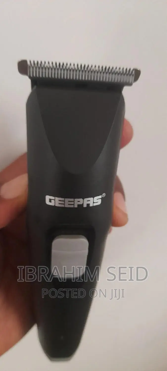 Geepas Cordless Rechargeable Hair Trimmer Cordless