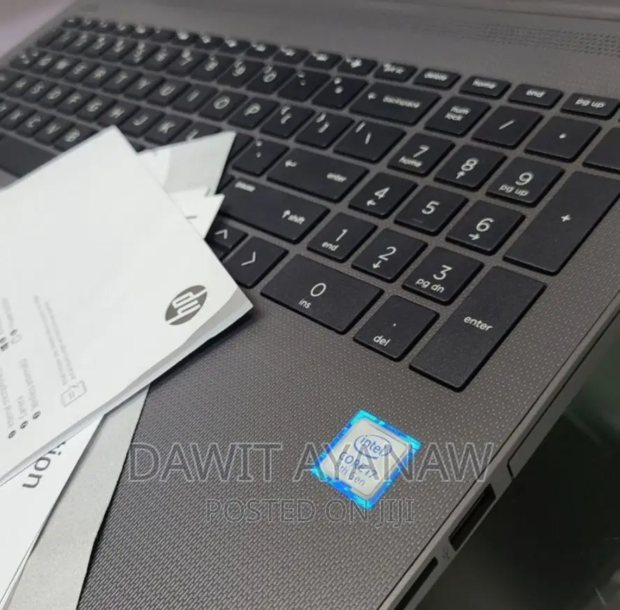 New Laptop HP Stream Notebook 8GB Intel Core I7 HDD 1T