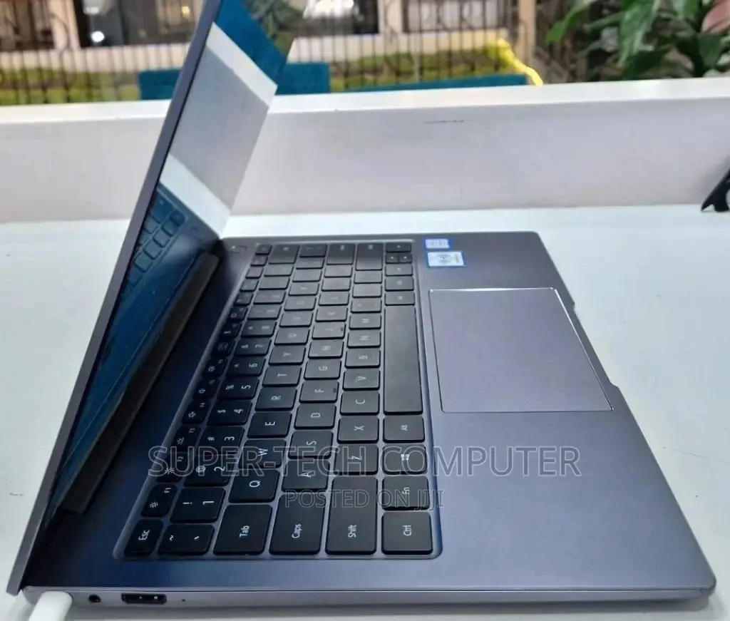 New Laptop Huawei MateBook X Pro 8GB Intel Core I5 SSD 512GB