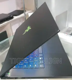 Photo - New Laptop Razer Blade 16GB Intel Core I7 SSD 512GB