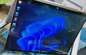 New Laptop HP Spectra 13 16GB Intel Core I7 SSD 1T