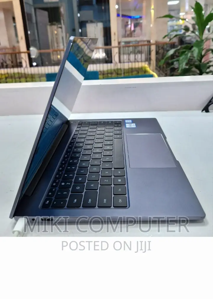 New Laptop Huawei MateBook X Pro 8GB Intel Core I5 SSD 512GB