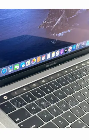 New Laptop Apple MacBook Pro 2019 8GB Intel Core I5 SSD 128GB