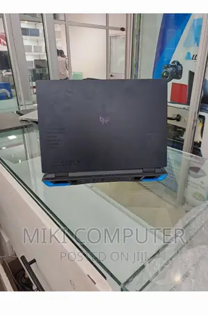 New Laptop Acer Predator Helios 300 16GB Intel Core I9 SSD 1T