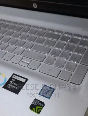 New Laptop HP 8GB Intel Core I7 HDD+SSD 1T
