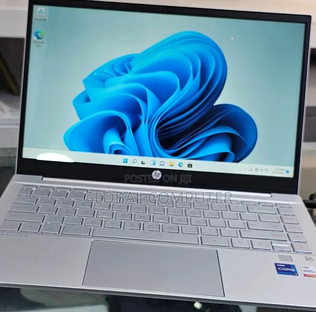 New Laptop HP Envy X360 15-Cp0013nr 16GB Intel Core I7 SSD 512GB