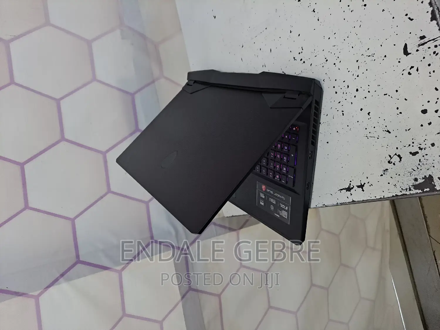 New Laptop MSI GP75 Leopard 16GB Intel Core I7 SSD 1T