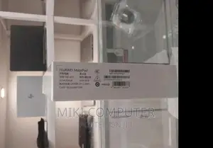 Photo - New Laptop Huawei MateBook 13 WRT-W19E 8GB Intel SSD 256GB