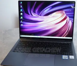 New Laptop Huawei MateBook 13 WRT-W29E 8GB Intel Core I5 HDD 512GB