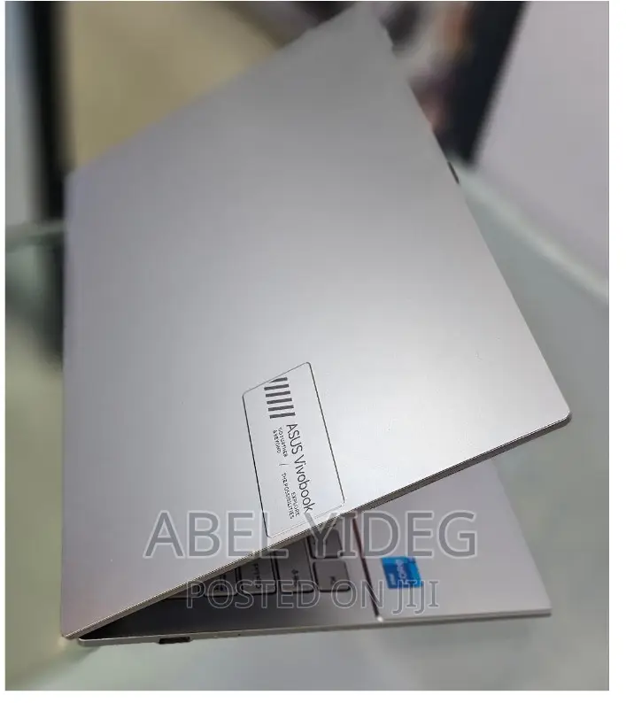 New Laptop Asus Vivobook E410M 8GB Intel Core I3 SSD 512GB