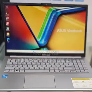 New Laptop Asus VivoBook E12 E203NAH 8GB Intel Core I3 SSD 512GB