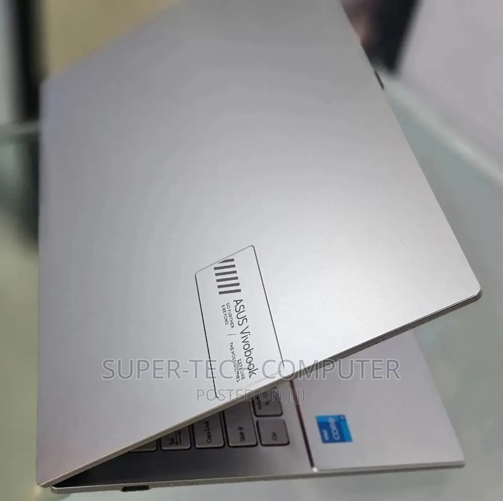 New Laptop Asus VivoBook 15 X505BA 8GB Intel Core I3 SSD 512GB