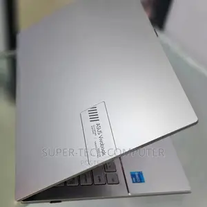 New Laptop Asus VivoBook 15 X505BA 8GB Intel Core I3 SSD 512GB