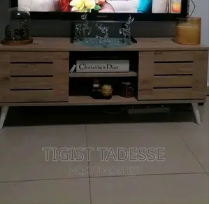 Photo - Tv Stand 120cm Laminate With High Quality