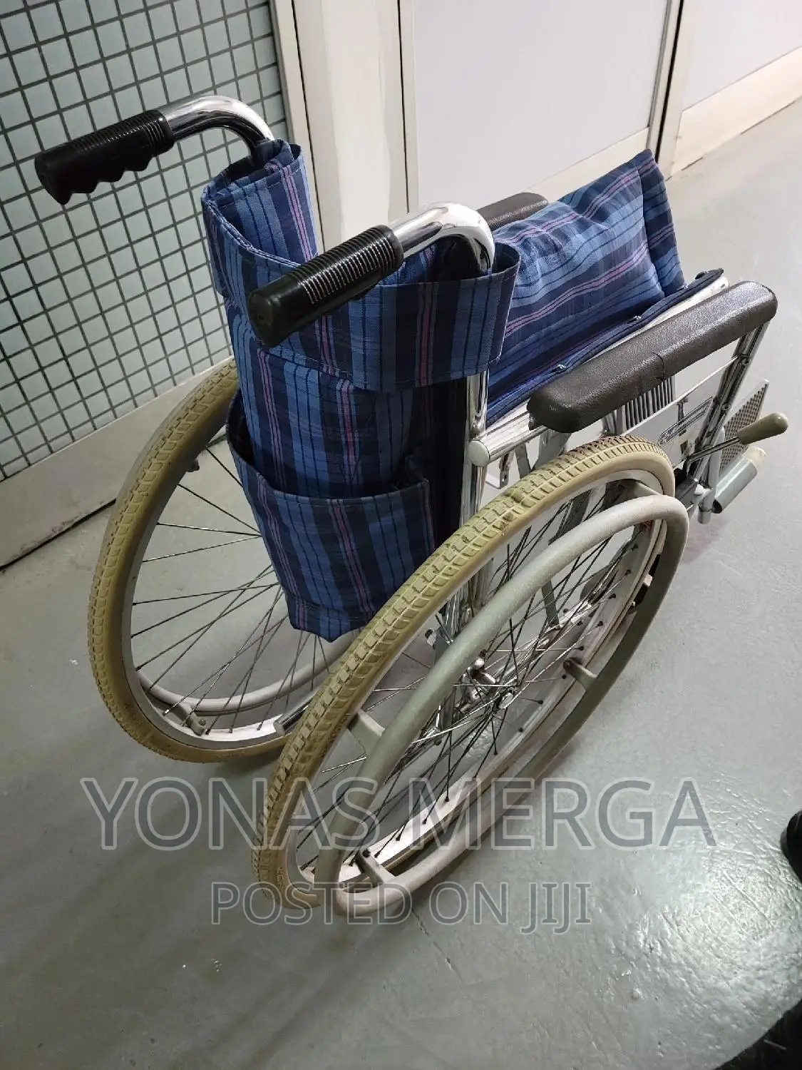 Slightly Used Made in Japan Wheelchair_for Kids and Adult