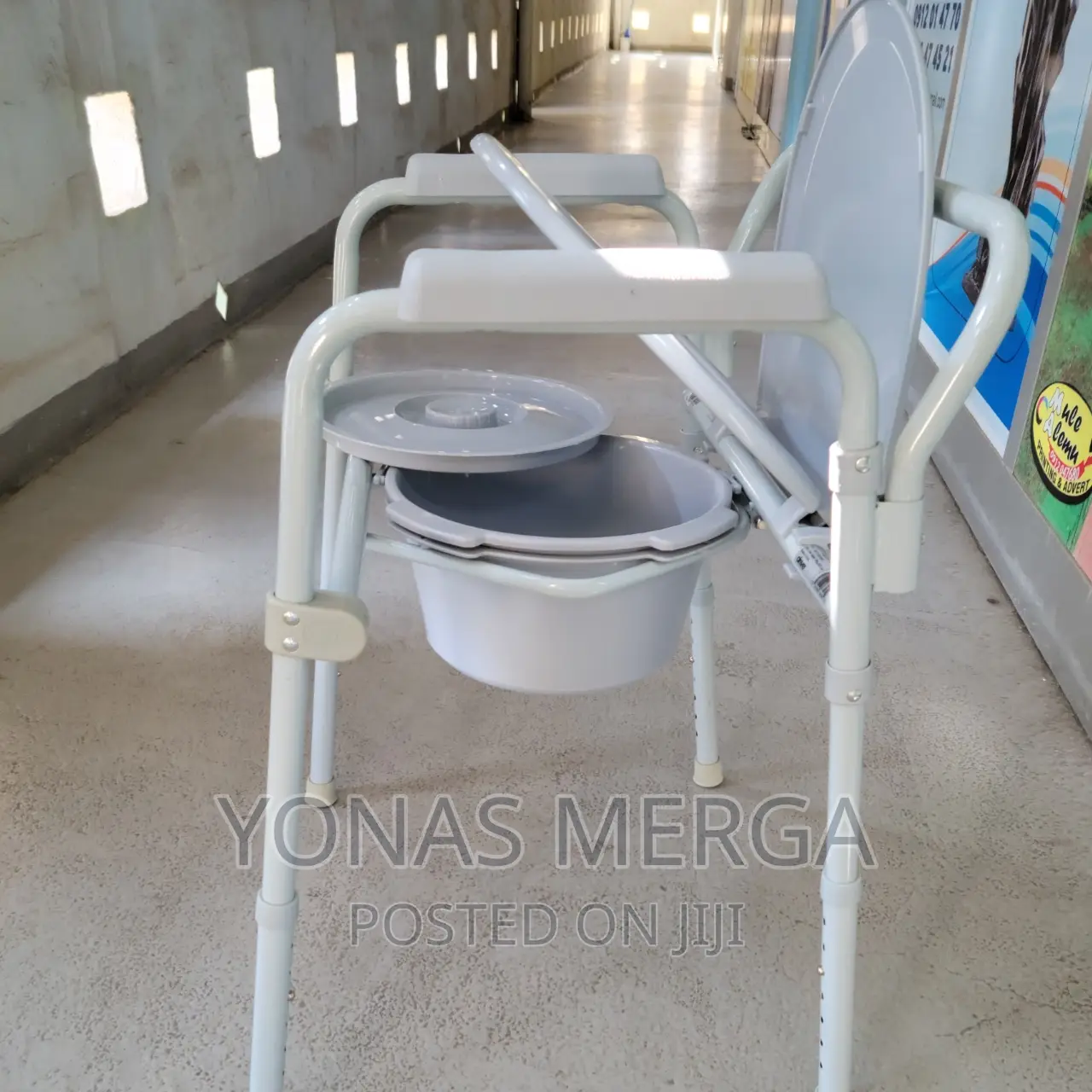Toilet Chair/Popo Chair/Potty Chair_seat Width Upto 46cm