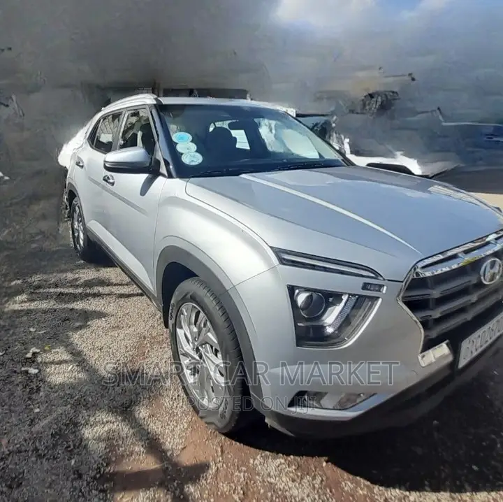 Hyundai Creta 2022 Silver
