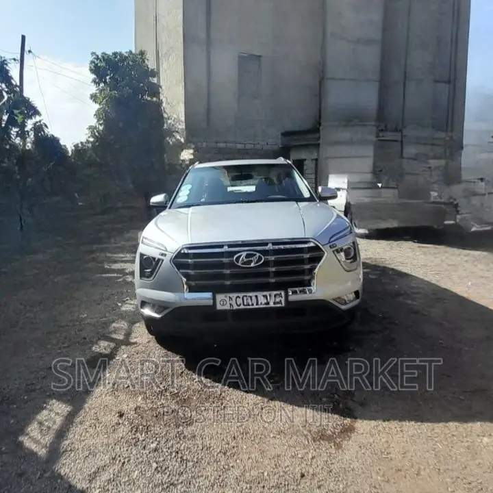 Hyundai Creta 2022 Silver