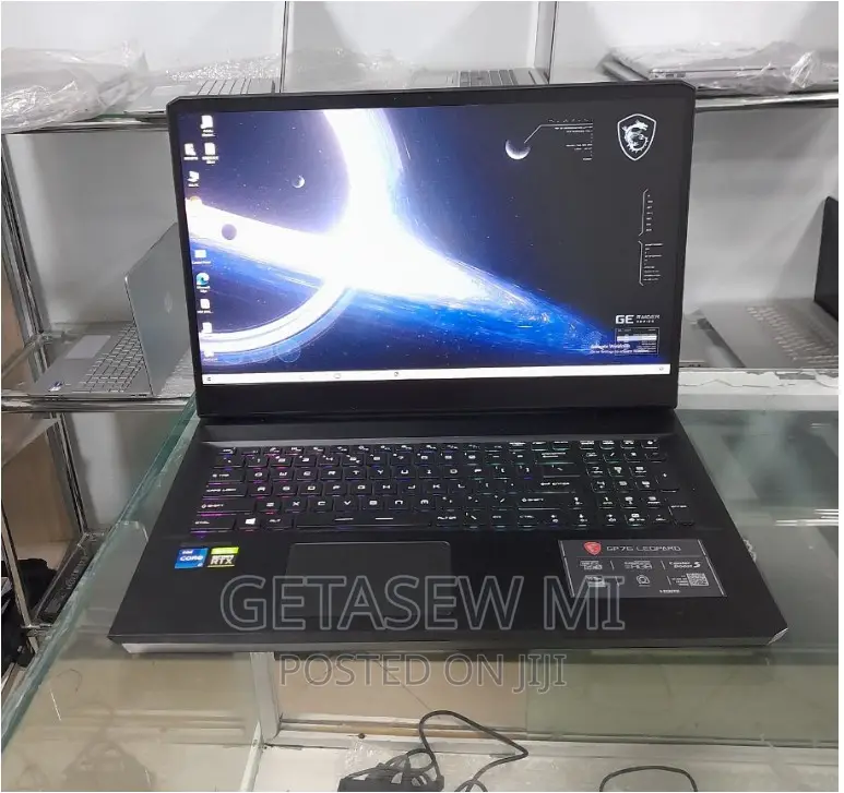 New Laptop MSI GP75 Leopard 16GB Intel Core I7 SSD 1T