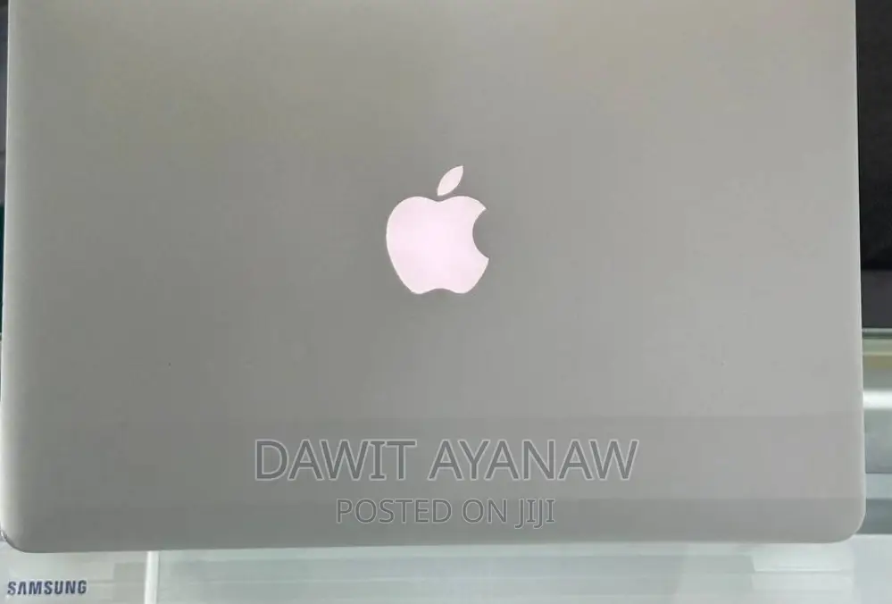 New Laptop Apple MacBook Pro 2015 8GB Intel Core i5 SSD 128GB