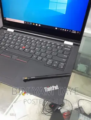 Photo - New Laptop Lenovo ThinkPad Yoga 370 8GB Intel Core I7 SSD 512GB