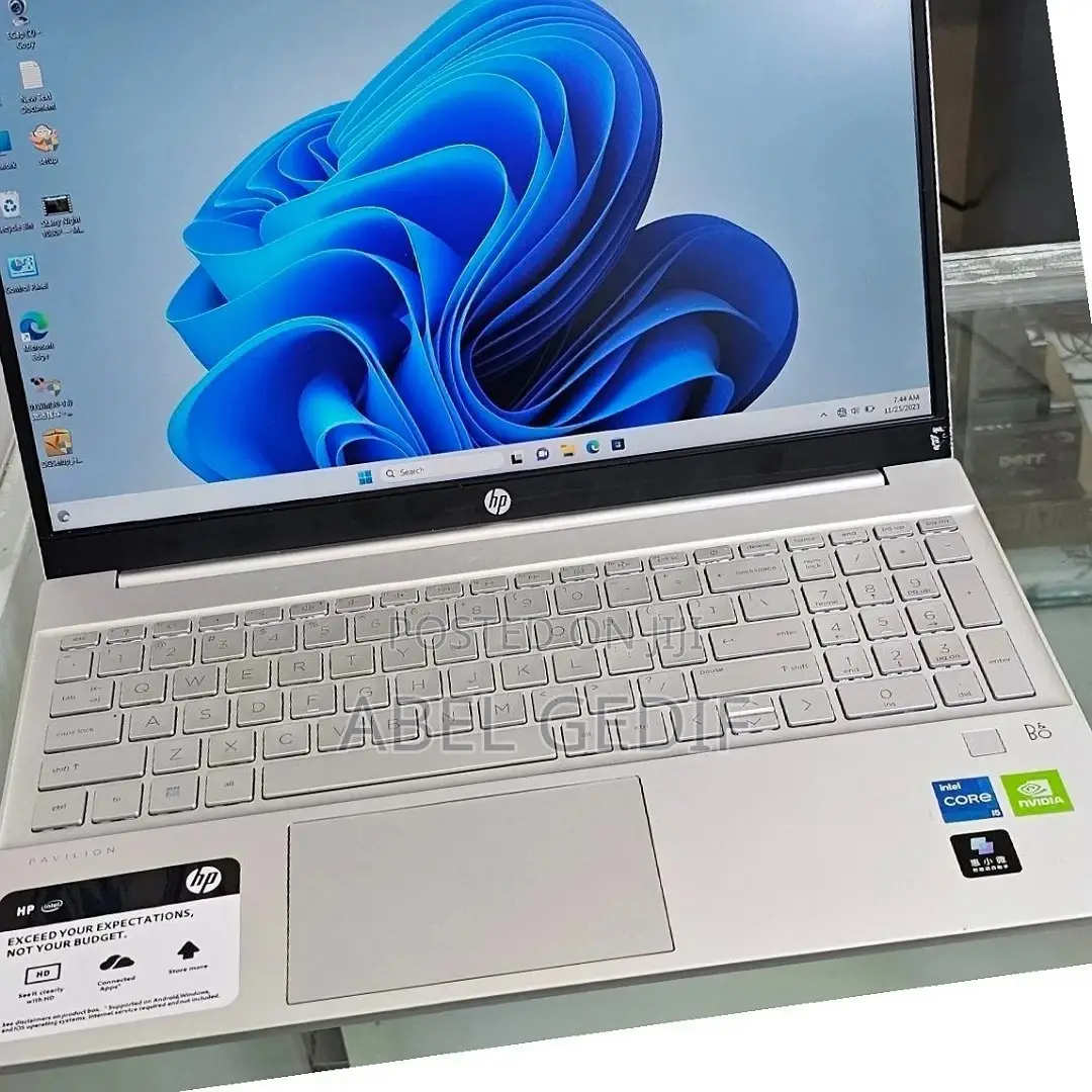 New Laptop HP Pavilion 11 16GB Intel Core I5 SSD 512GB