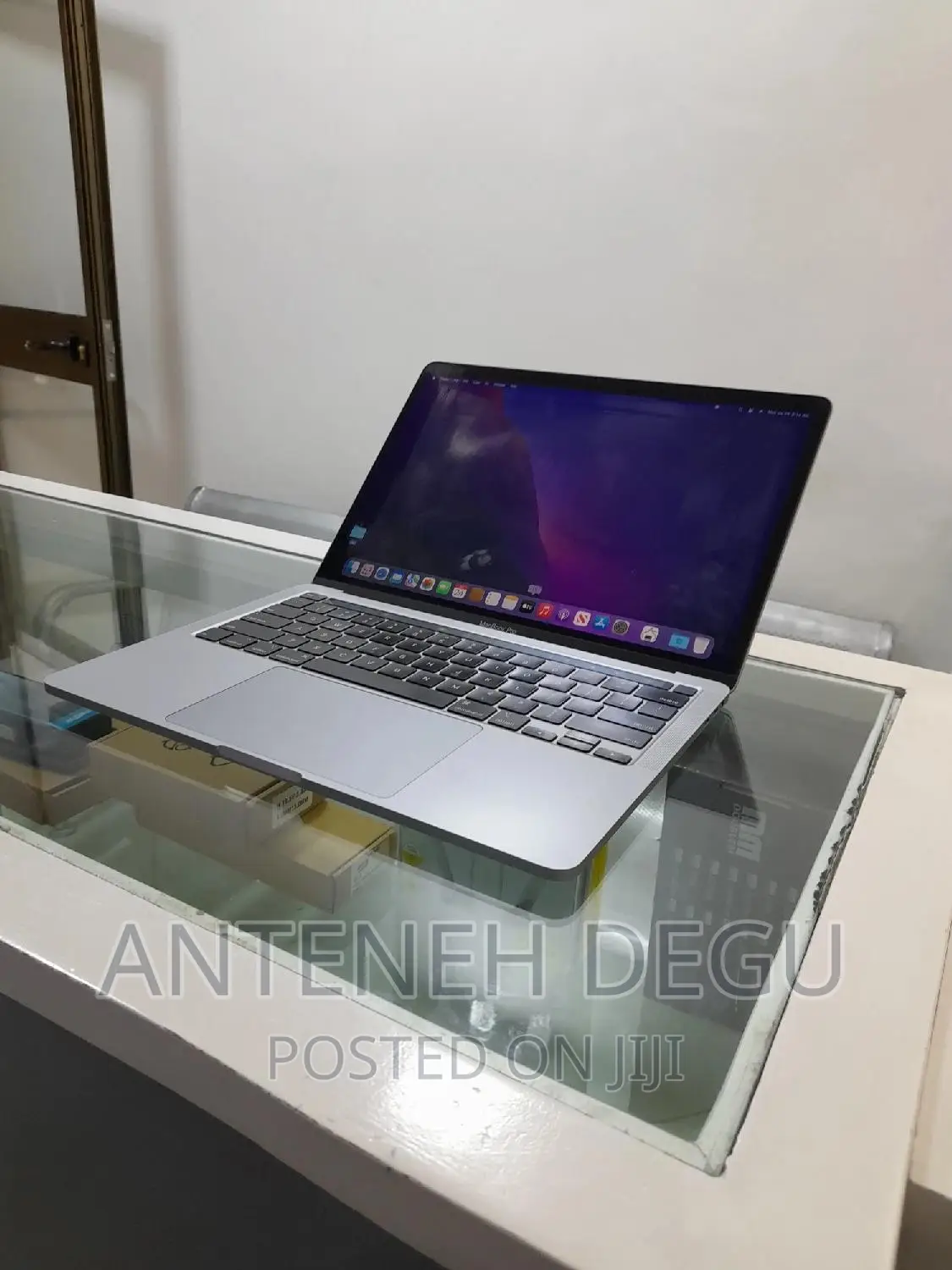 New Laptop Apple MacBook 8GB Intel Core I5 HDD 500GB