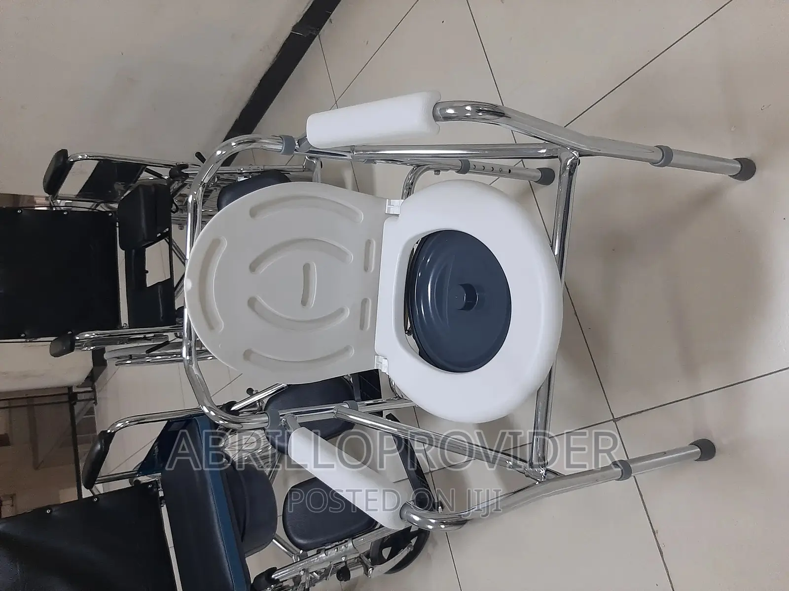 Commode, Portable Toilet With Microban Protection, Can Be Us