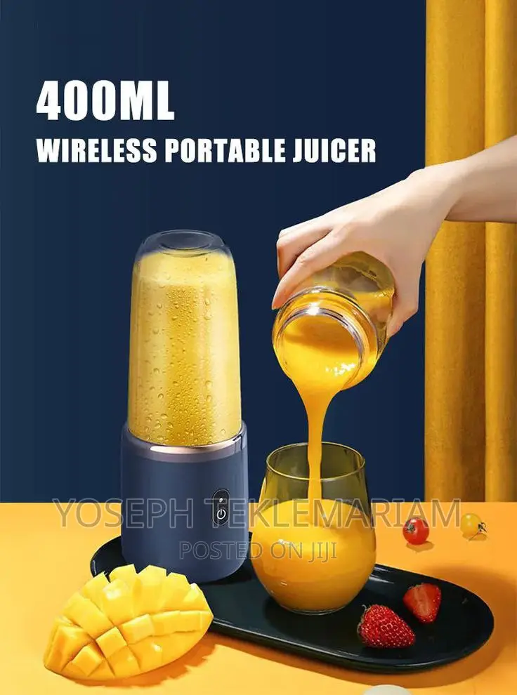 Mini Rechargeable Juicer With Extra Cup