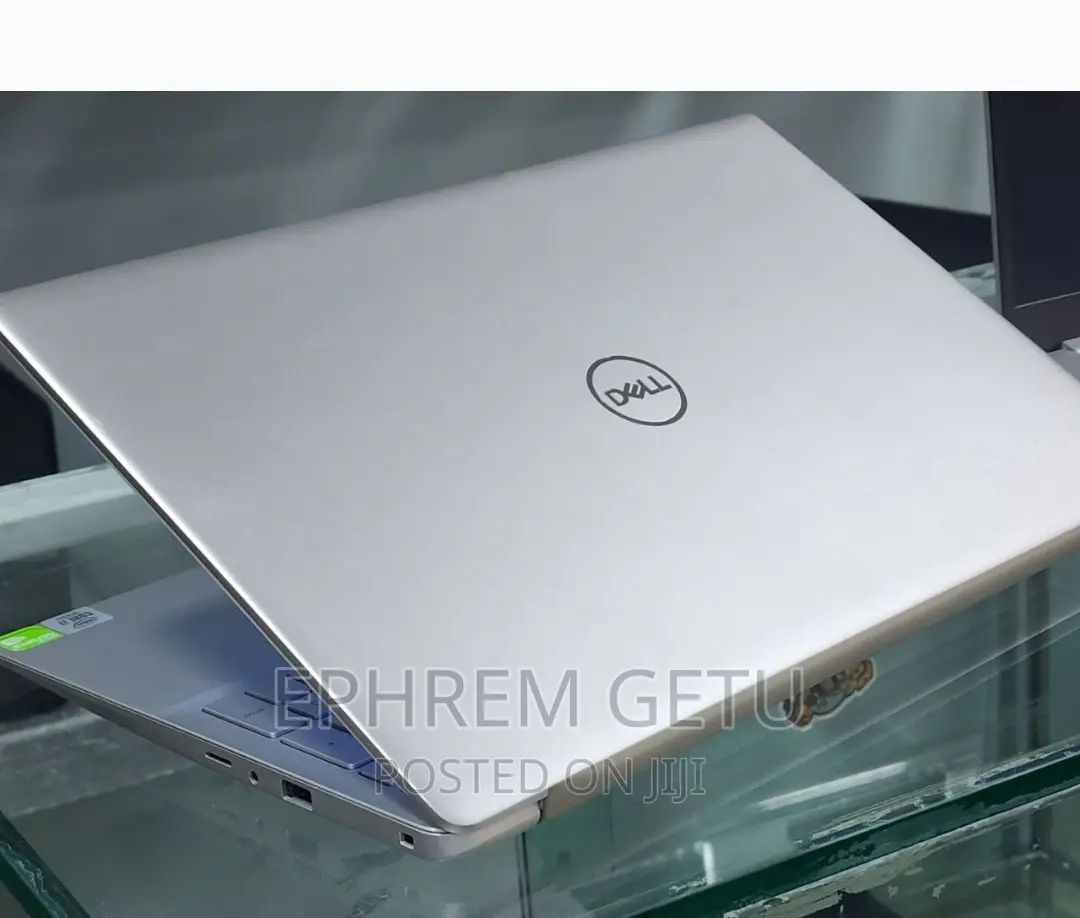New Laptop Dell Inspiron 15 16GB Intel Core I7 SSD 1T