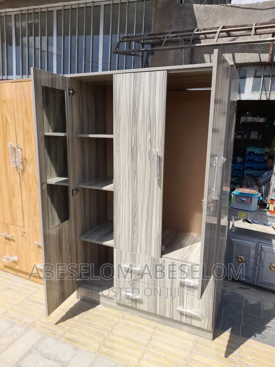 1,20 Cm ላምኔት ቁም ሳጥን