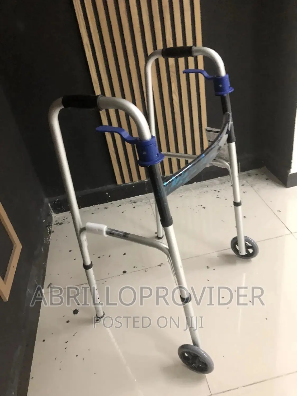 Walking Aid/Eldery Wlaker/Commode Wlaker/Wheelchair Aid