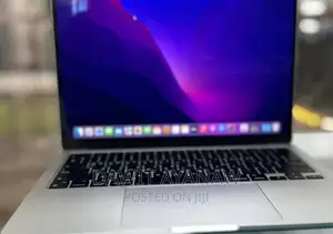 Photo - New Laptop Apple MacBook Air 2022 M2 8GB Apple M2 SSD 256GB