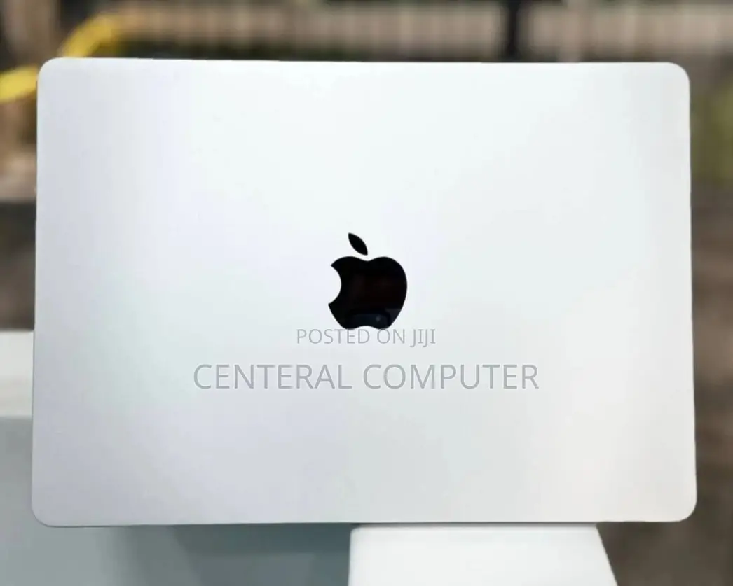 New Laptop Apple MacBook Air 2023 M2 8GB Apple M2 SSD 256GB