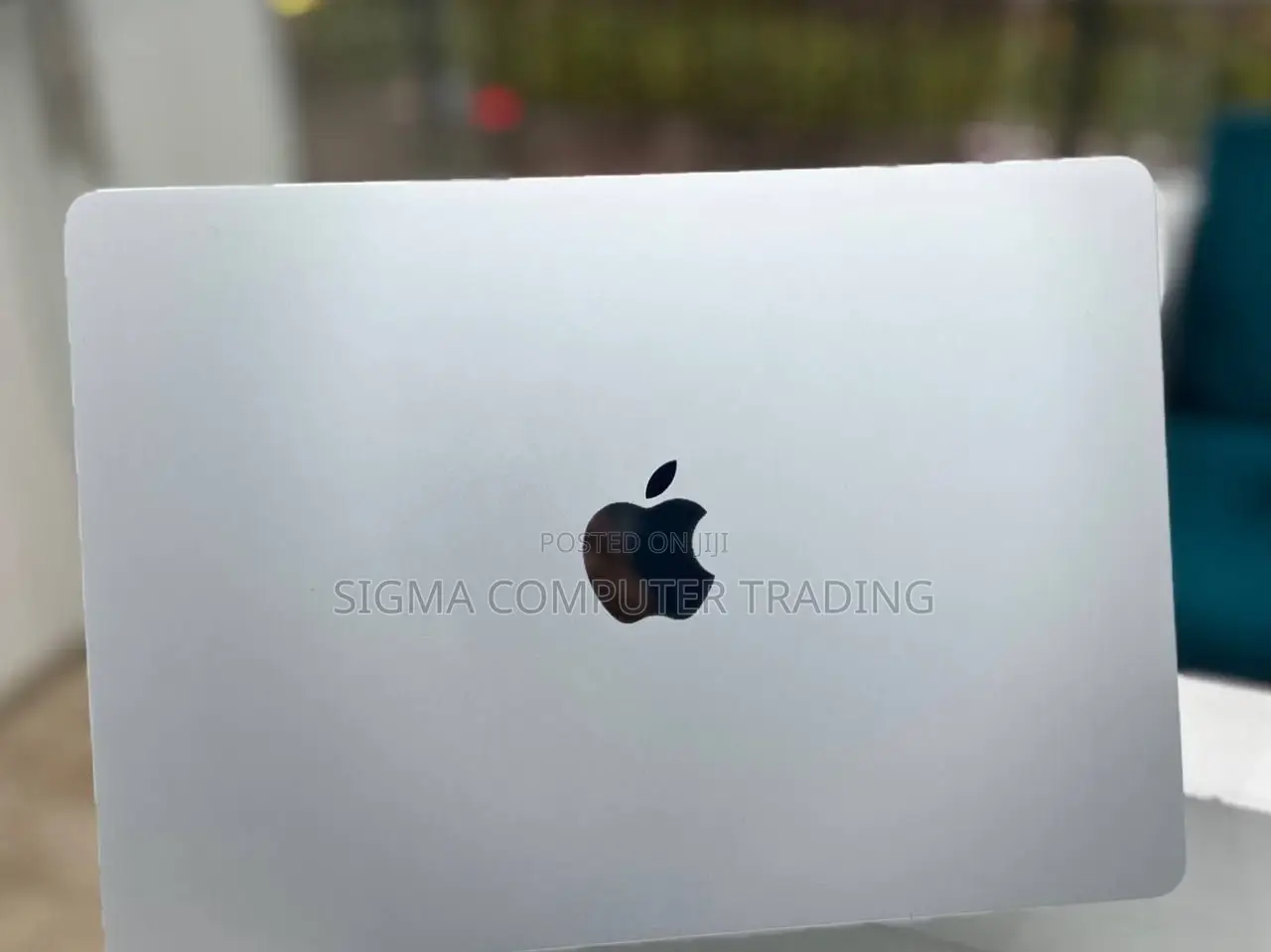 New Laptop Apple MacBook Air 2022 M2 8GB Apple M2 Ultra SSD 256GB