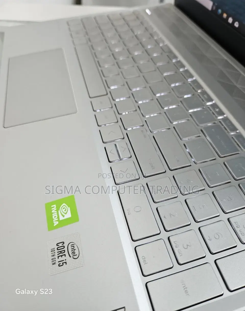 New Laptop HP Pavilion 15 8GB Intel Core I5 HDD+SSD 1T