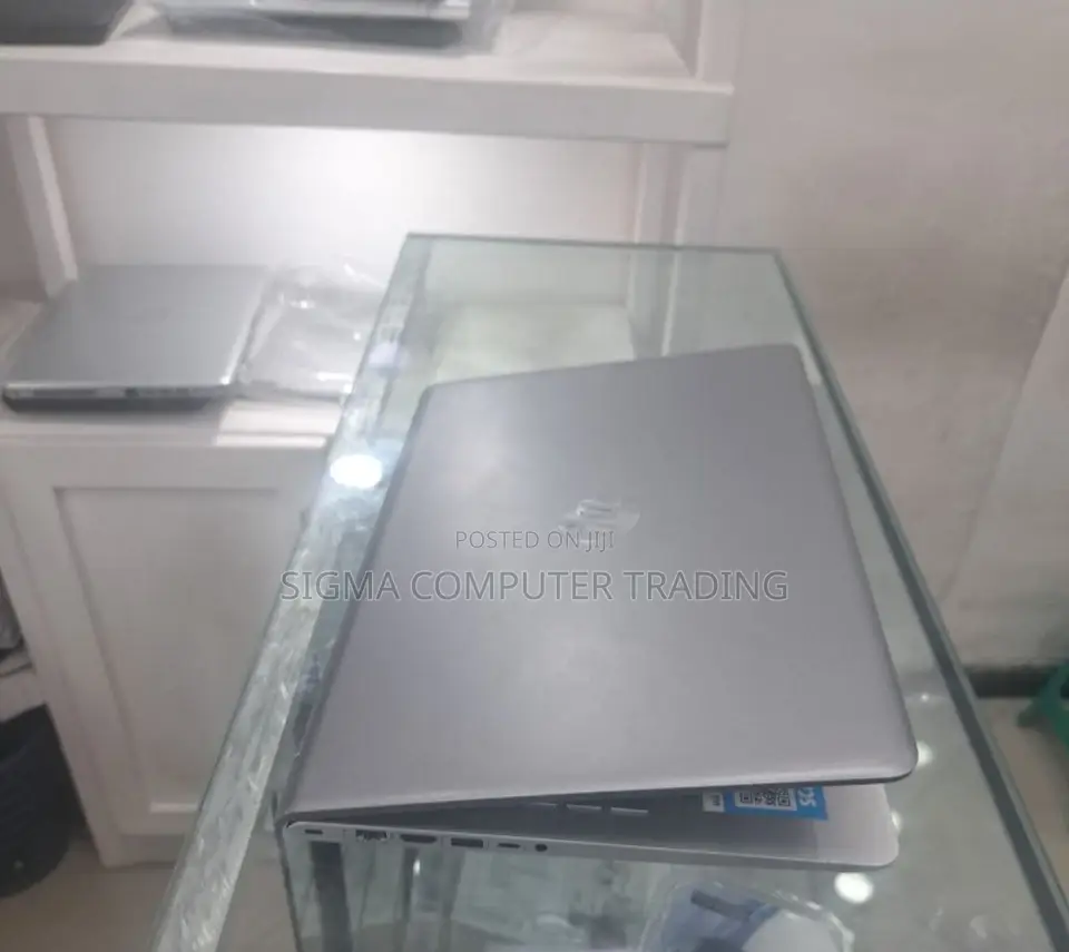 New Laptop HP Pavilion 15 8GB Intel Core I7 HDD 2T