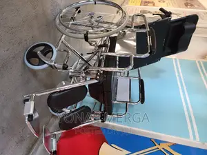 Bed/Toilet Wheelchair_leg Flip-Up/Adaptomove:Roll Wheelchair