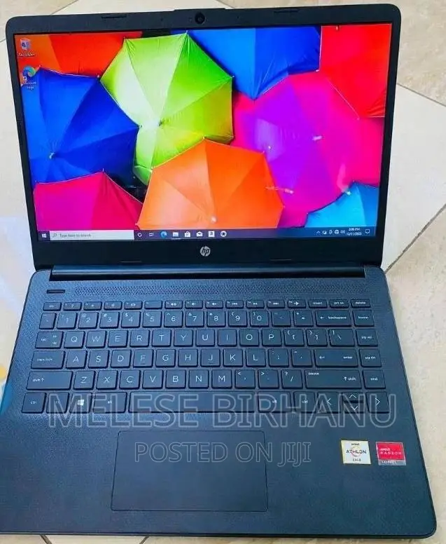 New Laptop HP 8GB AMD SSD 256GB